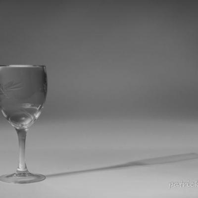 Un verre en verre by Patrick Dupouy